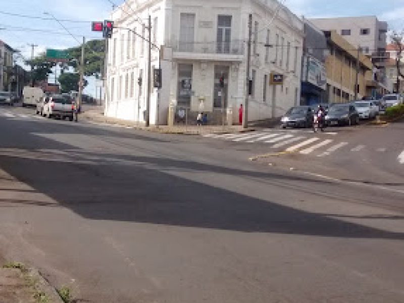 correios-fachada-frontal-botucatu